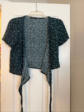 Brandy Melville Dark Green Floral Tie-Front Top